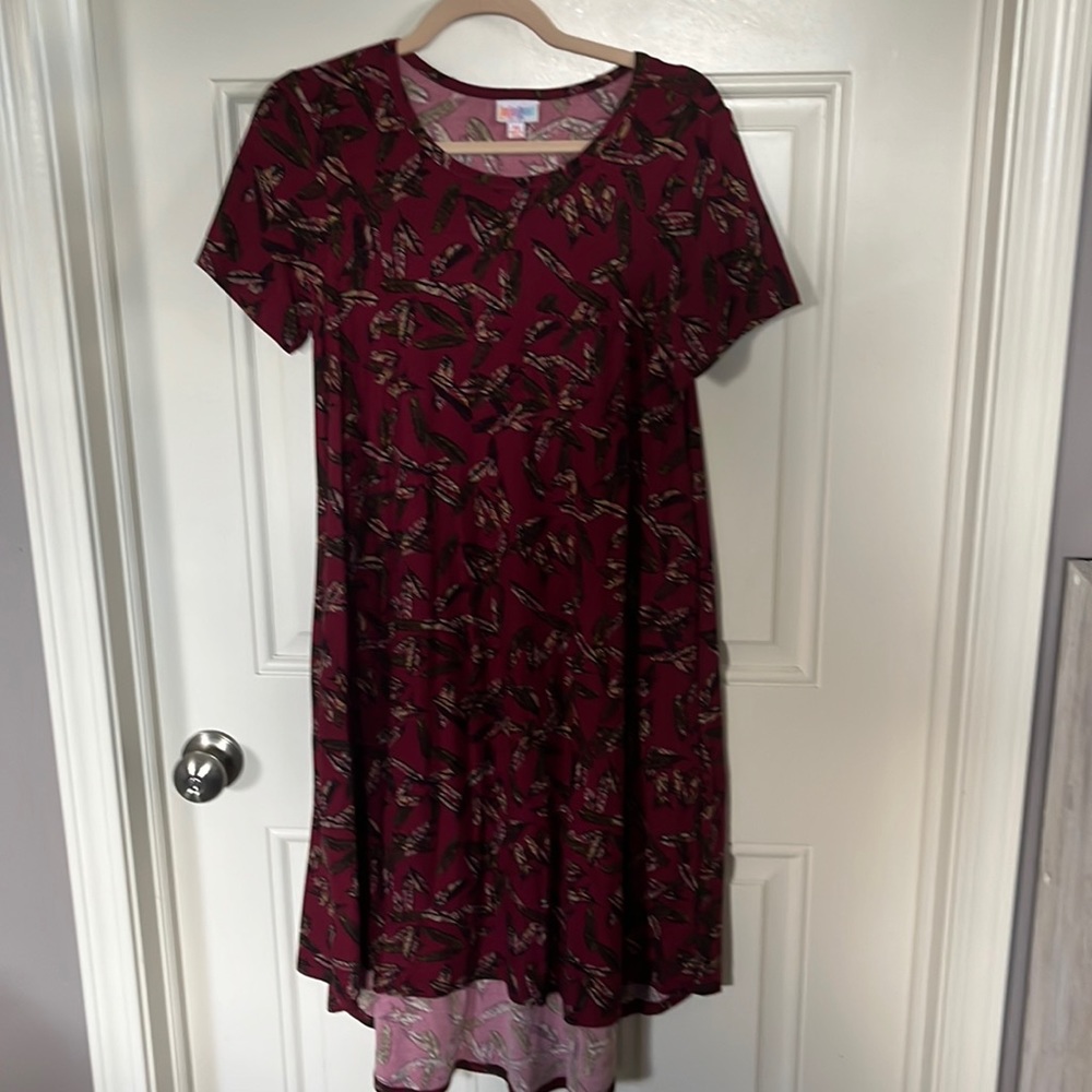 Lularoe Carly feathers